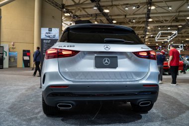 Mercedes Benz GLA 250 4Matic SUV otomobil 2025 Kanada Uluslararası Otomobil Fuarı 'nda. Toronto, Kanada - 14 Şubat 2025.