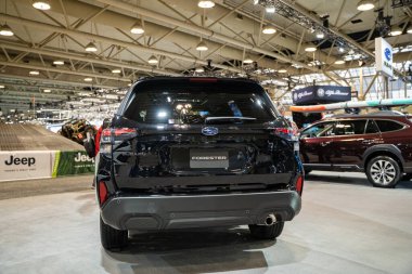 2025 Kanada Uluslararası Otomobil Fuarı 'nda Subaru Forester otomobili. Toronto, Kanada - 14 Şubat 2025.