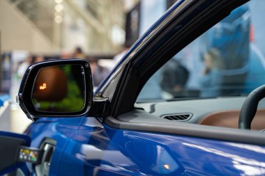 2025 Kanada Uluslararası Otomobil Fuarı 'nda VinFast VF 8 otomobil 2025. Toronto, Kanada - 14 Şubat 2025.