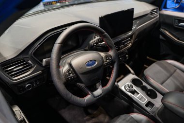 2025 Kanada Uluslararası Otomobil Fuarı 'nda Ford Escape ST Line otomobili. Toronto, Kanada - 18 Şubat 2025.