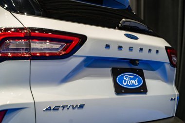 2025 Kanada Uluslararası Otomobil Fuarı 'nda Ford Escape Active otomobil. Toronto, Kanada - 18 Şubat 2025.