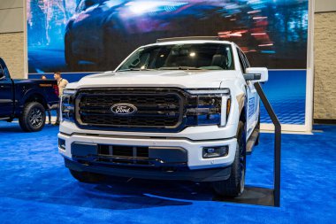 2025 Kanada Uluslararası Otomobil Fuarı 'nda Ford F-150 Lariat otomobili. Toronto, Kanada - 19 Şubat 2025.