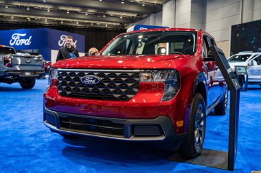 2025 Kanada Uluslararası Otomobil Fuarı 'nda Ford Maverick XLT otomobili. Toronto, Kanada - 19 Şubat 2025.