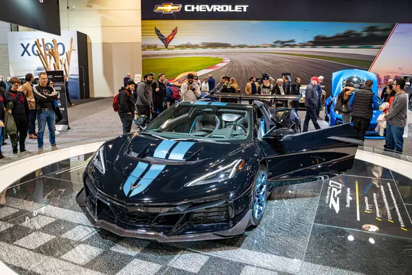 2025 Kanada Uluslararası Otomobil Fuarı 'nda Corvette ZR1 otomobili. Toronto, Kanada - 19 Şubat 2025.