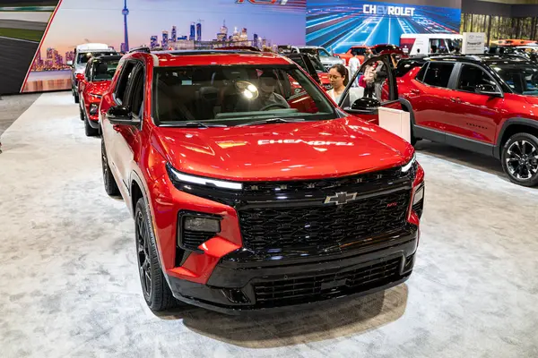 2025 Kanada Uluslararası Otomobil Fuarı 'nda Chevrolet RS Traverse otomobili. Toronto, Kanada - 19 Şubat 2025.