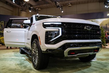 2025 Kanada Uluslararası Otomobil Fuarı 'nda Chevrolet Suburban Z71 otomobili. Toronto, Kanada - 19 Şubat 2025.