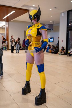 Toronto Comicon 'da bayan Wolverine Cosplayer. Toronto, Kanada - 14 Mart 2025.