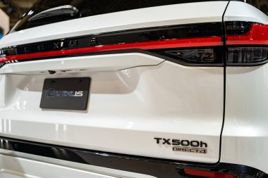 2025 Lexus TX 500 saat otomobil 2025 Kanada Uluslararası Otomobil Fuarı 'nda. Toronto, Kanada - 19 Şubat 2025.