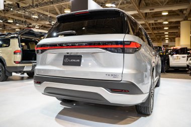 2025 Kanada Uluslararası Otomobil Fuarı 'nda Lexus TX 350 otomobil. Toronto, Kanada - 19 Şubat 2025.