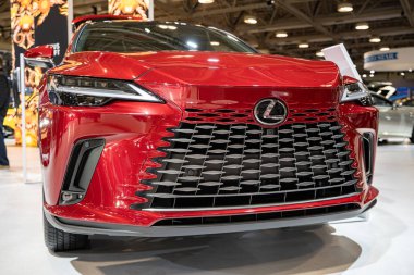 2025 Kanada Uluslararası Otomobil Fuarı 'nda Lexus RX 450H otomobil. Toronto, Kanada - 19 Şubat 2025.