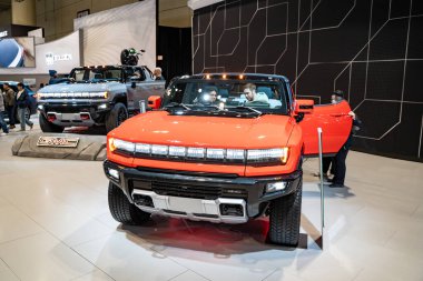 2025 Kanada Uluslararası Otomobil Fuarı 'nda 2025 Hummer EV SUV otomobil. Toronto, Kanada - 19 Şubat 2025.