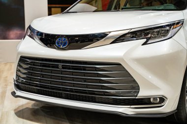 2025 Kanada Uluslararası Otomobil Fuarı 'nda Toyota Sienna otomobili. Toronto, Kanada - 19 Şubat 2025.