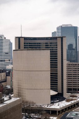Toronto Belediye Binası 'nın havadan görüntüsü. Toronto, Kanada - 28 Şubat 2025.