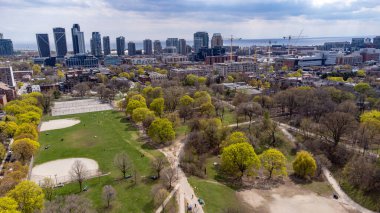 Toronto 'daki Trinity Bellwood Parkı' nın hava görüntüsü.