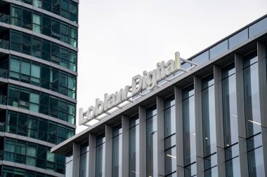 Toronto 'daki Loblaw Dijital Ofis Tabelasının dış görünüşü. Toronto, Kanada - 7 Haziran 2025.