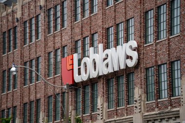 Loblaws mağazasının ön görüntüsü. İmza: Toronto, Kanada - 7 Haziran 2025.