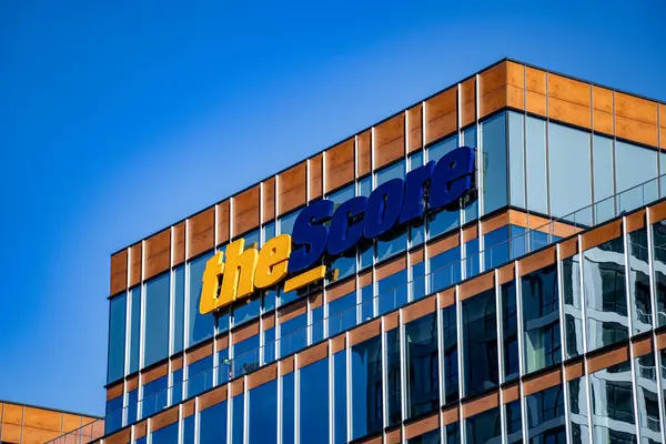 Score şirketinin dış görünüşü. Toronto, Kanada - 21 Temmuz 2025.