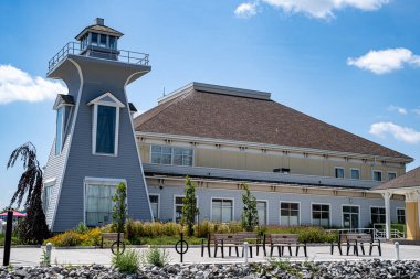 Oakville 'in dışındaki Bronte Kayıkhanesi manzarası. Oakville, Kanada - 27 Temmuz 2025.