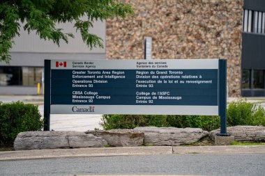 Kanada Sınır Servisi 'nin imzası. Mississauga, Kanada - 20 Temmuz 2025.