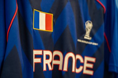 Fransa FIFA Dünya Kupası 2026 futbol forması askıda. Toronto, Kanada - 3 Ekim 2025.