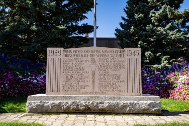 Unionville 'deki 2. Dünya Savaşı Anıtı. Markham, Kanada - 1 Ekim 2025.