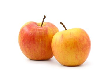 iki sarı kırmızı elma beyaz arkaplan