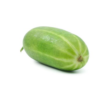 salatalık alt görünüm beyaz arkaplan