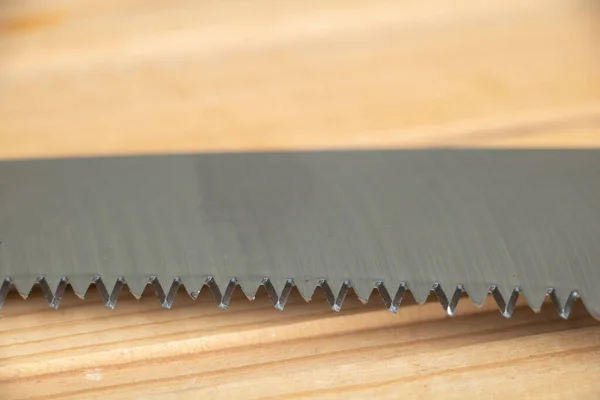 Sharp Saw Blade Wooden Table Close Saw Blade — Stock Photo, Image