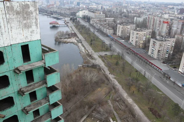 Şehrin Dinyeper Nehri Nin Manzarası Şehrin Yüksek Bir Çatıdan Manzarası — Stok fotoğraf