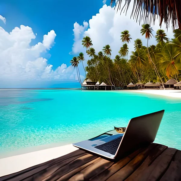 Laptop Plážovou Židlí Tropických Rostlin Mořském Pozadí — Stock fotografie