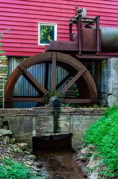 Waterwheel at Wallace Cross Mill, York County Pennsylvania USA, Felton, Pennsylvania