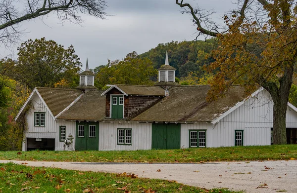 Historic Valley Forge Barn Cloudy Autumn Day Pennsylvania Usa Valley — Stock fotografie