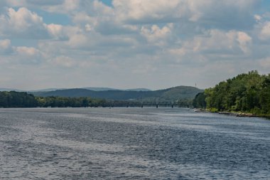 Susquehanna Nehri 'nin batı kolu. Bir Yaz Günü, Williamsport, PA USA