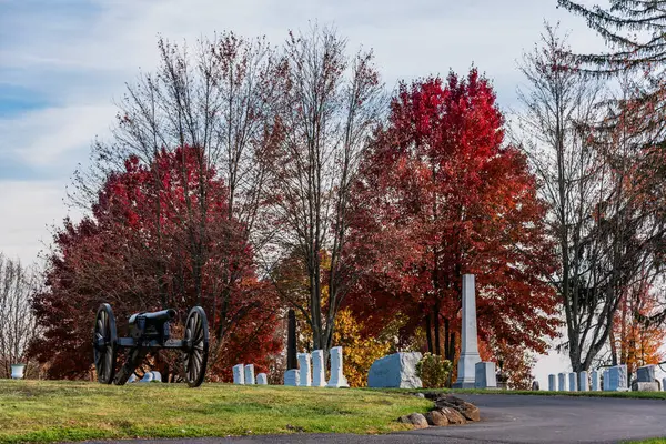 Late Autumn Afternoon Walk National Cemetery Gettysburg Usa — Stock Photo, Image