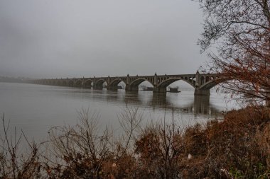 Columbia Wrightsville Köprüsü Yağmurlu Kış Öğleden Sonra, Pennsylvania ABD