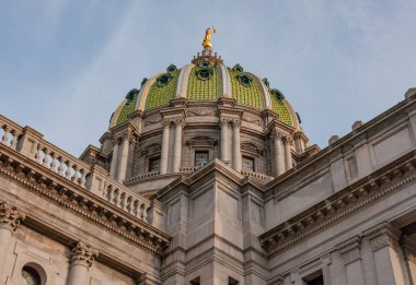 Pennsylvania Eyaleti Kongre Binası Alacakaranlık, Harrisburg PA USA