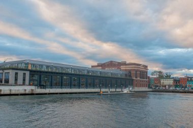 Fls Points City Pier Bir Kış Akşamı, Baltimore MD USA