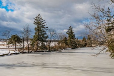 Soğuk Aralık Günü Donmuş Marsh Creek, Gettysburg, Pennsylvania, ABD