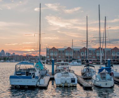 Baltimore Limanı, Maryland 'de Yaz Günbatımı