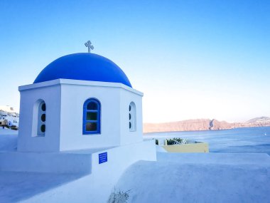 Santorini yaz tatilleri için bir Yunan adasıdır.