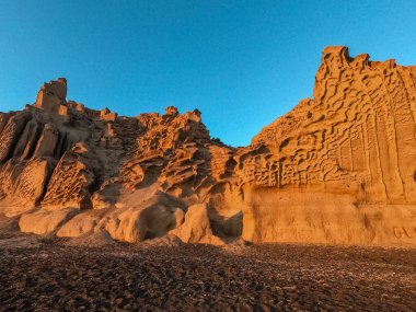 Santorini yaz tatilleri için bir Yunan adasıdır.