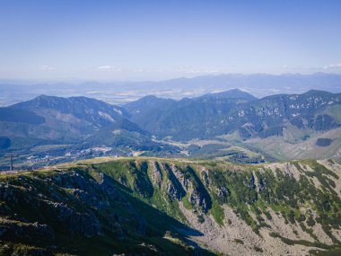 Slovakya 'nın Tatras dağlarındaki güzel dağ manzarası