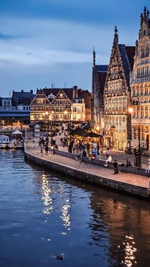 Nehirdeki eski kasaba Gent, Belçika