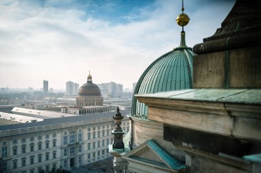 Berlin Katedrali 'nin tepesinden manzara