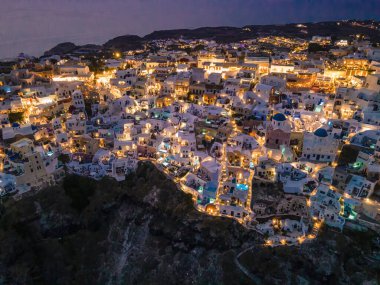 Eski Santorini şehrinin havadan görünüşü, Yunanistan.