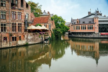 Gent, Belçika - 3 Ekim 2025 Gent 'in Tarihi Merkezi' nde Sonbahar Günü