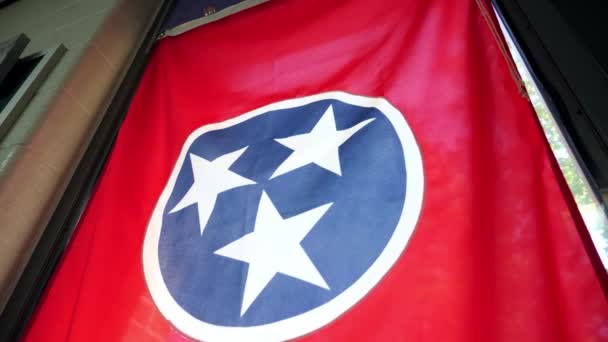 Tennessee State Flag Hanging Classroom Window — Stock Video