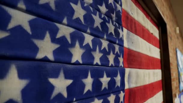 Bandeira Americana Emoldurada Parede Uma Escola — Vídeo de Stock