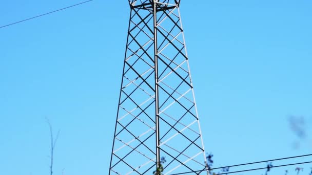 Close Electricity Transmission Tower Pylon — Stock Video