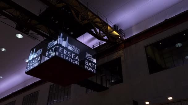 London 2022 Ceiling Design Interior Battersea Power Station Industrial Theme — Stock Video